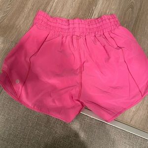 Lululemon Hotty Hot High Rise 4” Shorts Sonic Pink